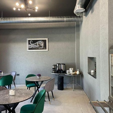 Gega Hotel Gagra Extérieur photo
