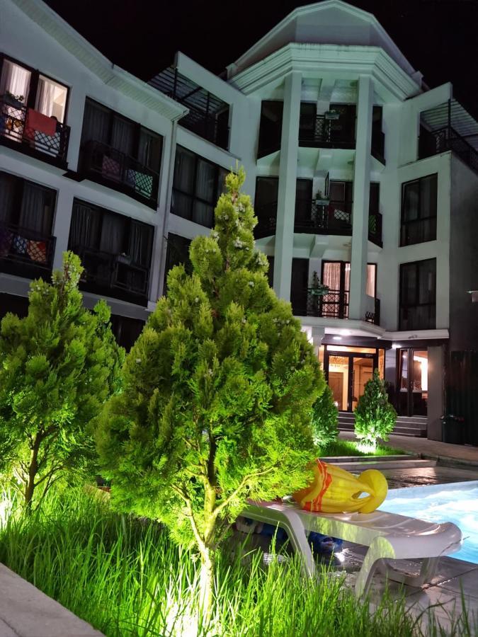 Gega Hotel Gagra Extérieur photo