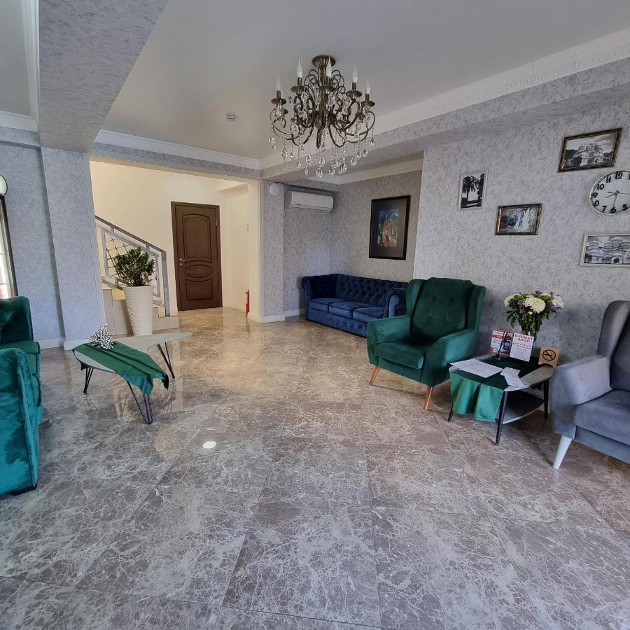 Gega Hotel Gagra Extérieur photo