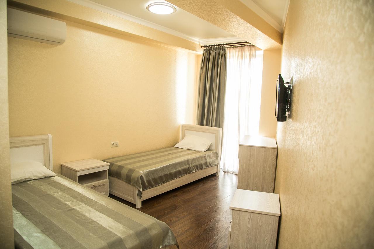 Gega Hotel Gagra Extérieur photo