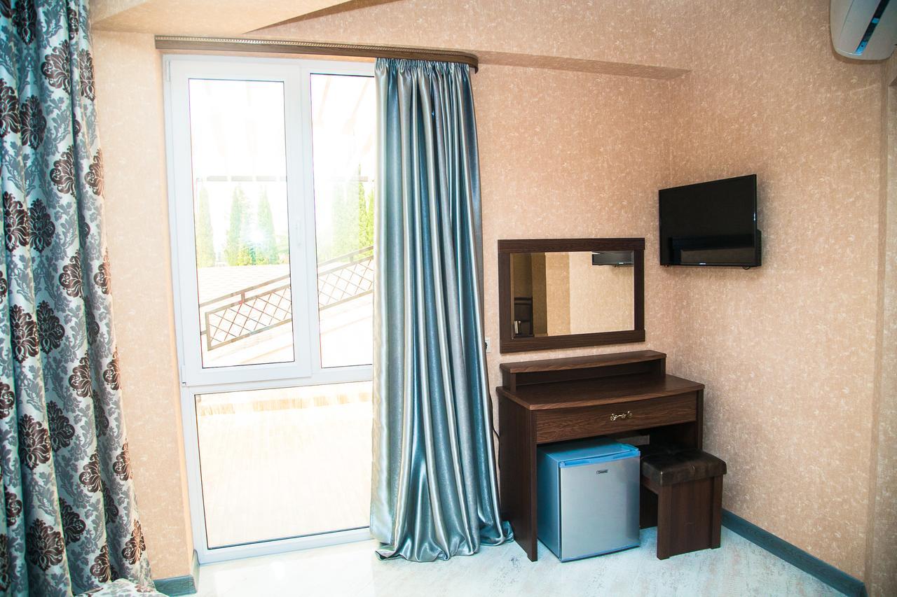 Gega Hotel Gagra Extérieur photo