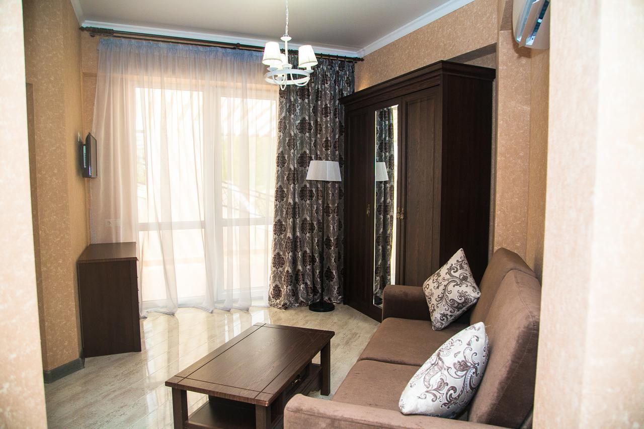 Gega Hotel Gagra Extérieur photo