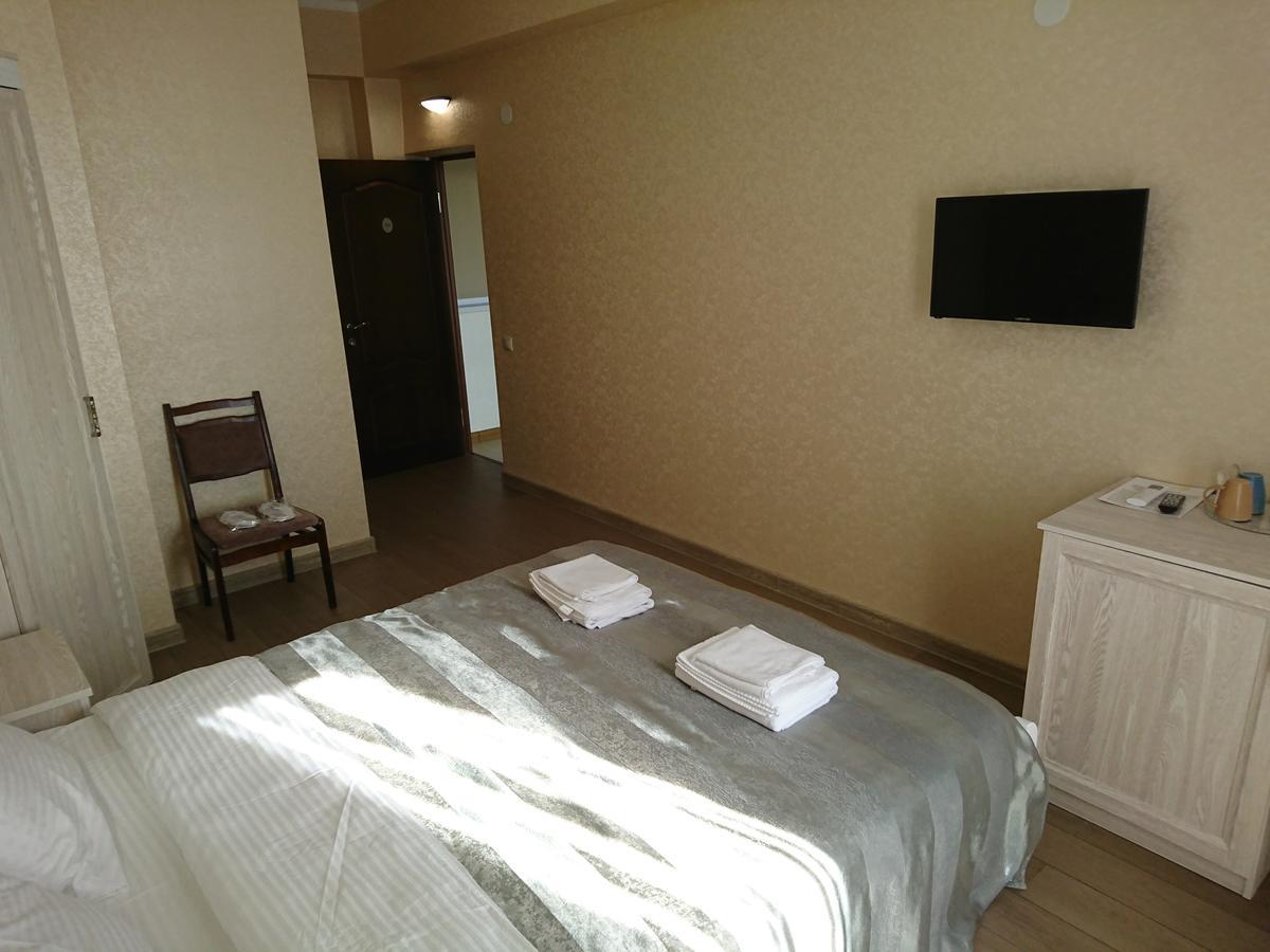 Gega Hotel Gagra Extérieur photo